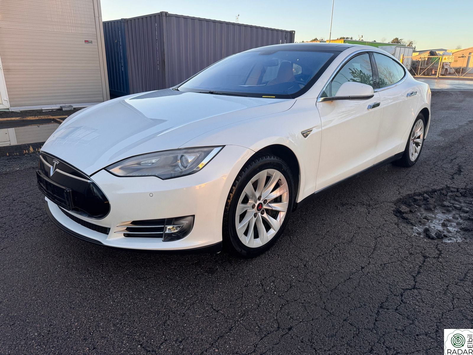 TESLA MOTORS MODEL S 85 GRATIS LADING,CCS,PREMIUM LYD