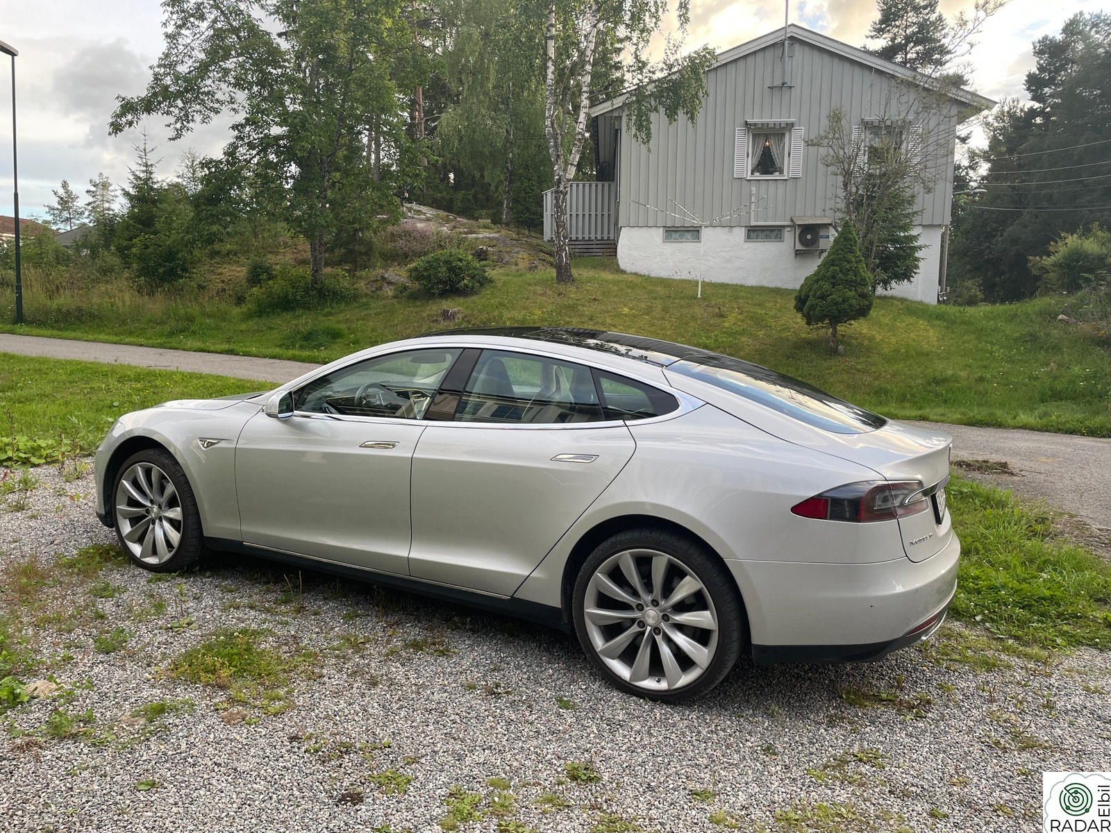 TESLA MOTORS MODEL S 85