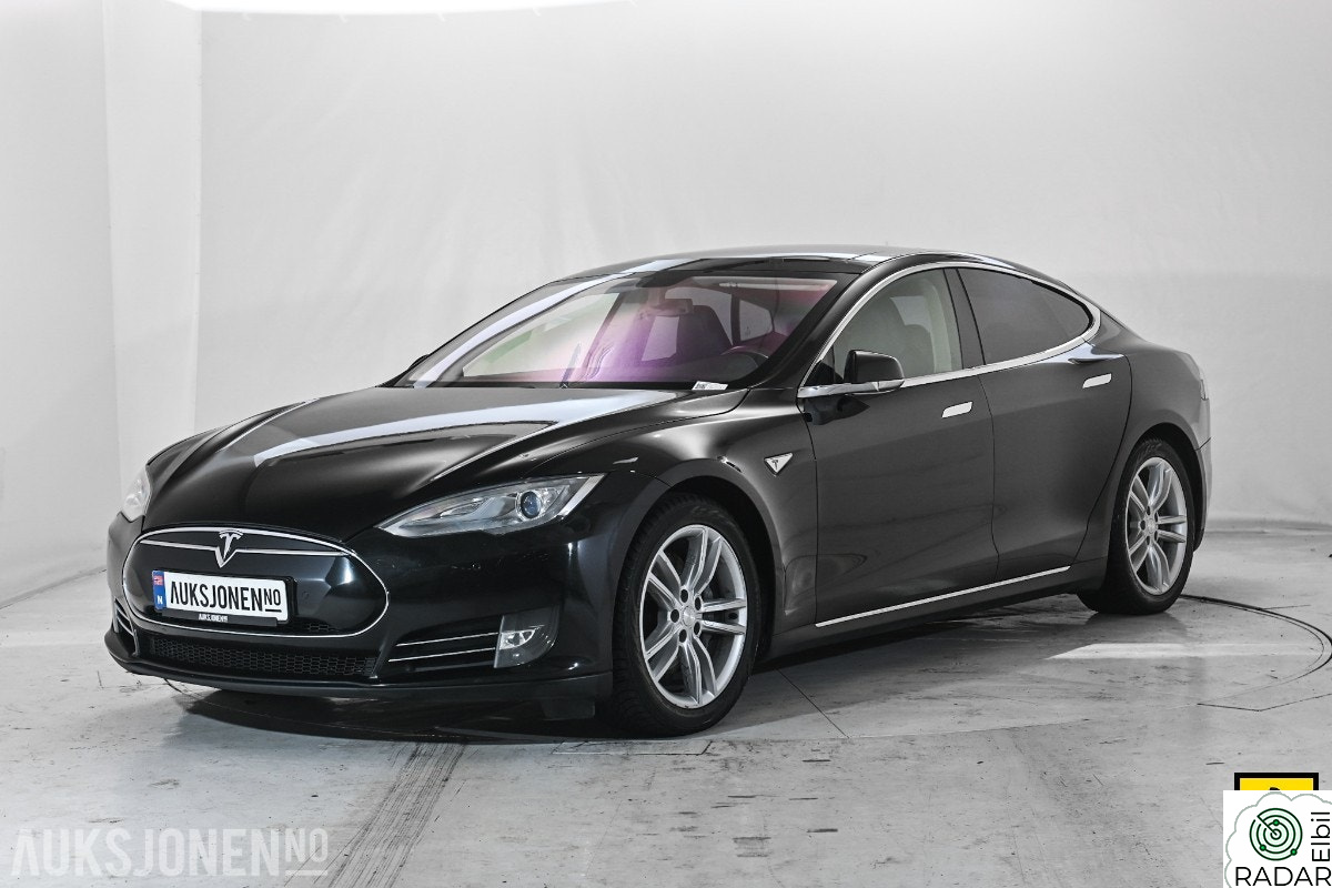 TESLA MOTORS MODEL S 85 EU-OK 11.27 PANORAMA LUFTFJÆRING PREMIUM LYD