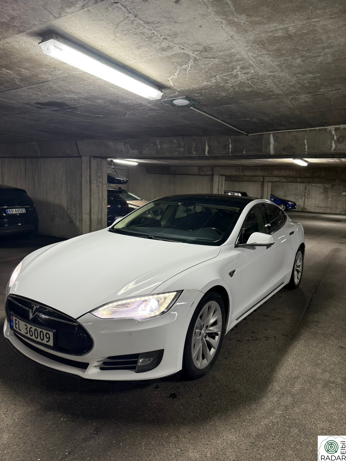 TESLA MOTORS MODEL S 85