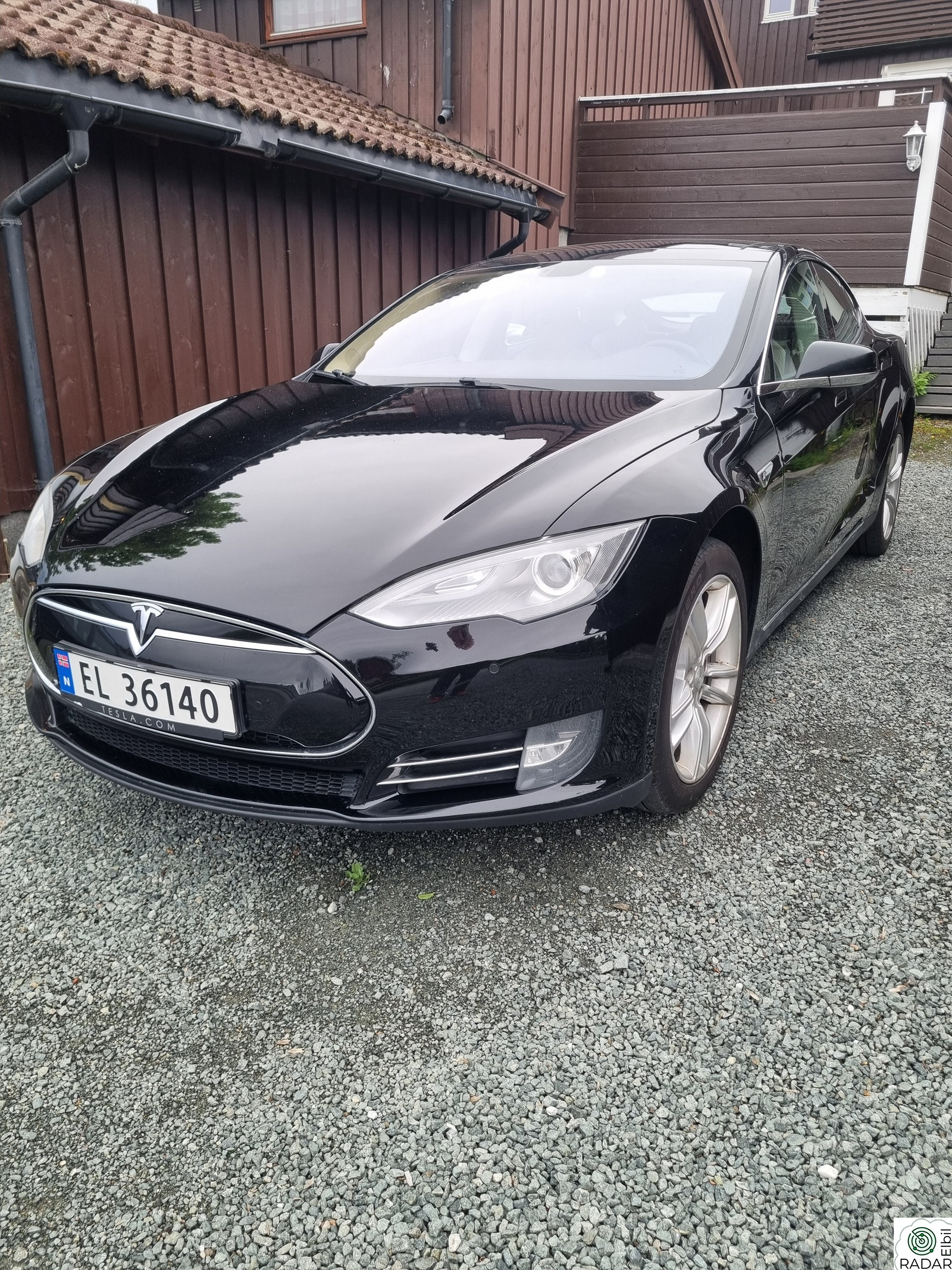 TESLA MOTORS MODEL S 85P Performance Gratis lading