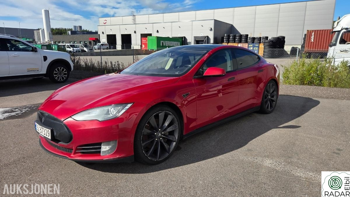 TESLA MOTORS MODEL S MODEL S p85+ Rep objekt