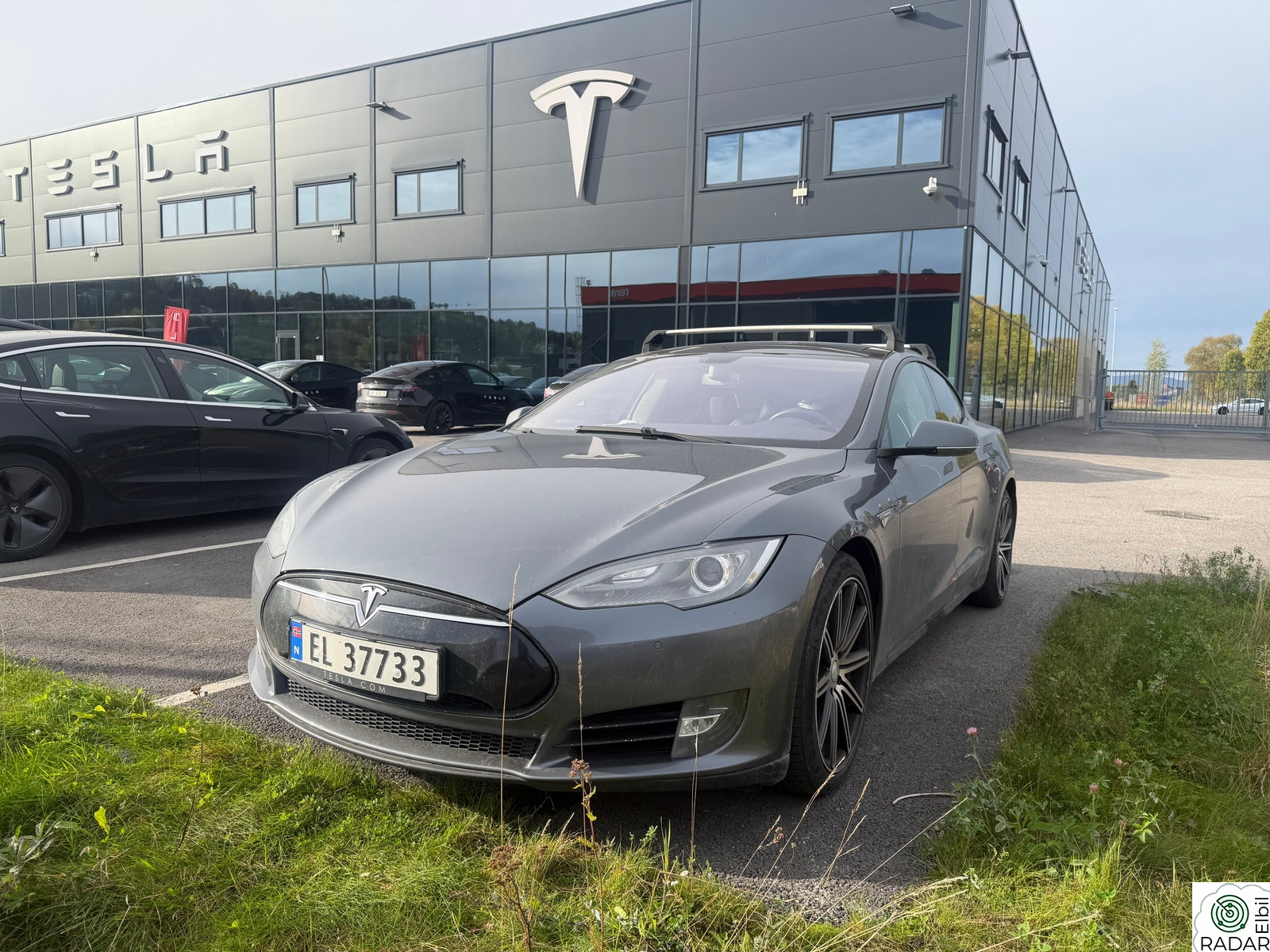 TESLA MOTORS MODEL S 85