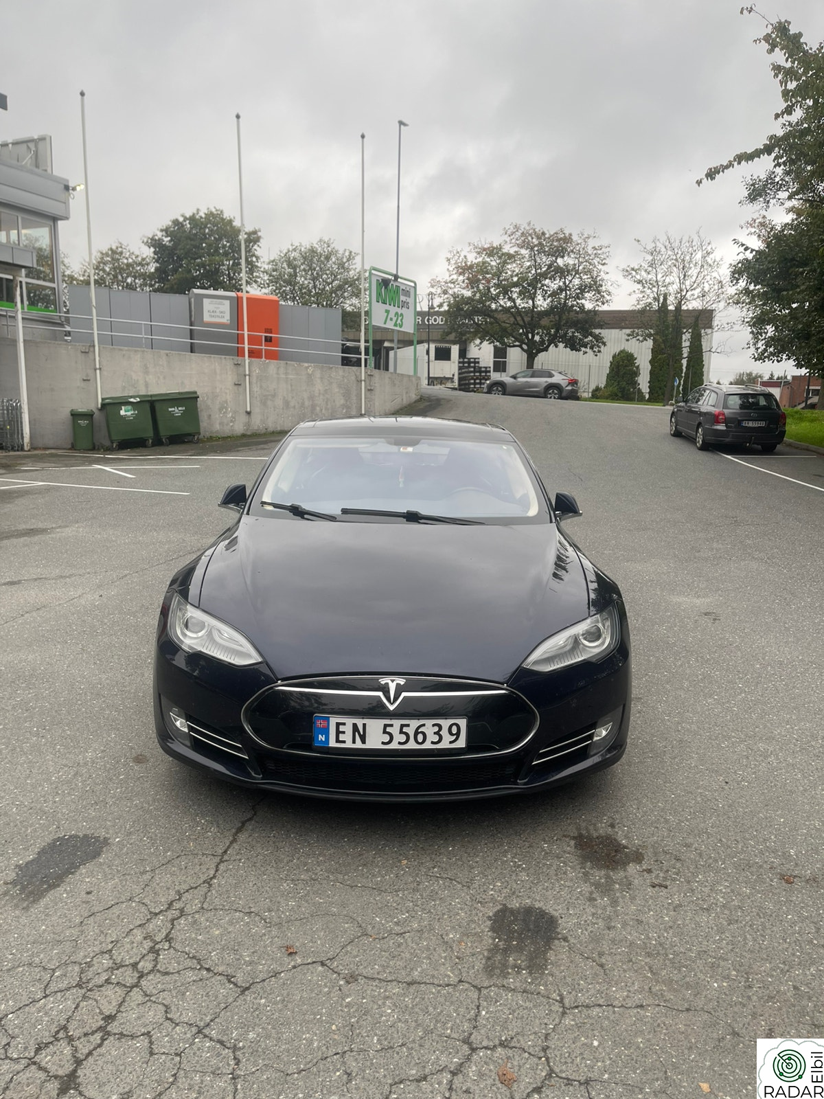 TESLA MOTORS MODEL S 85