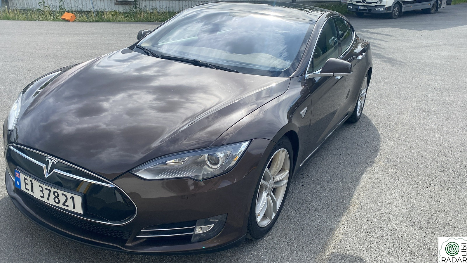 TESLA MOTORS MODEL S 85P Performance
