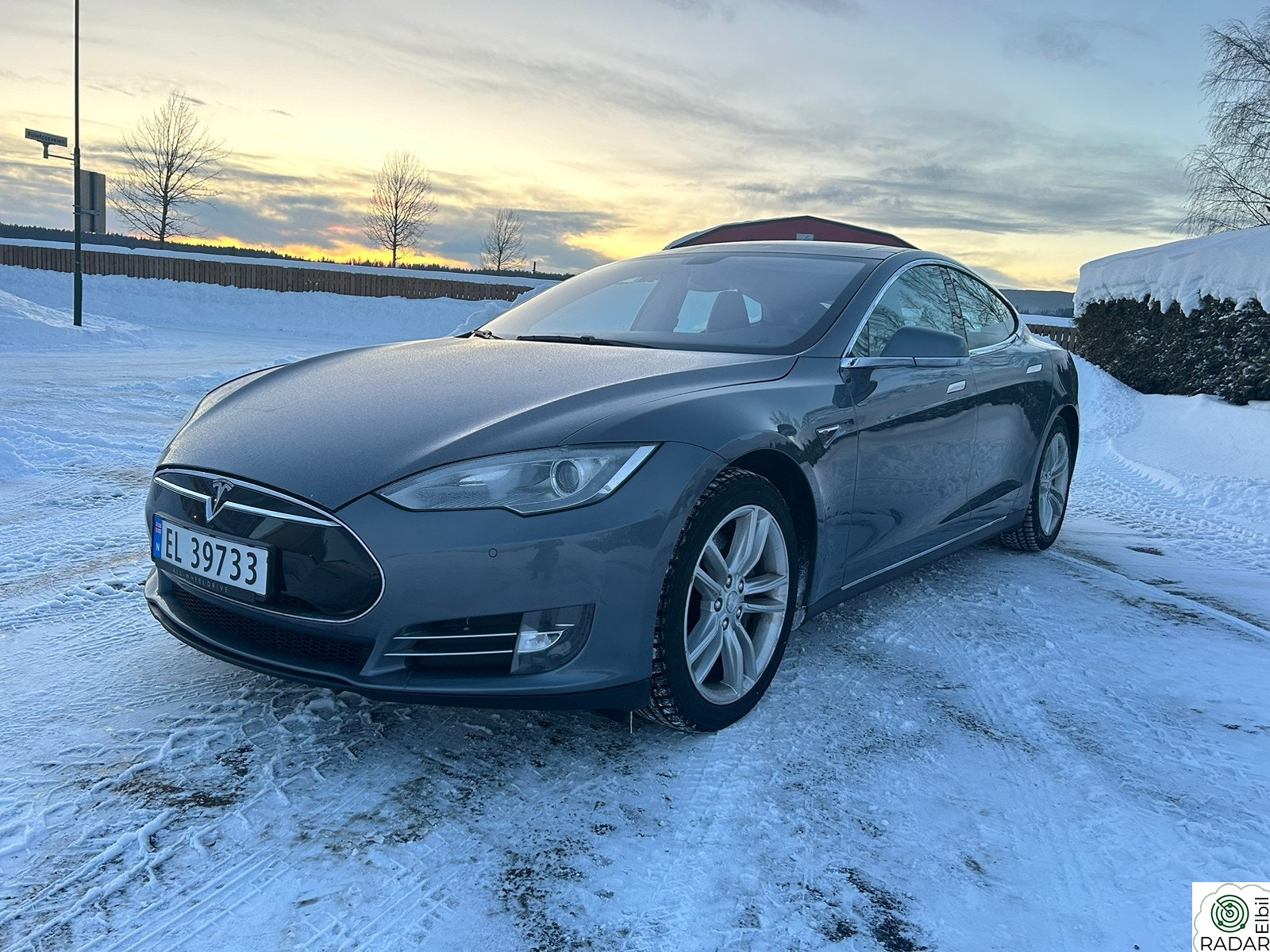 TESLA MOTORS MODEL S 85 kwh Luftfj. / Ny driveunit