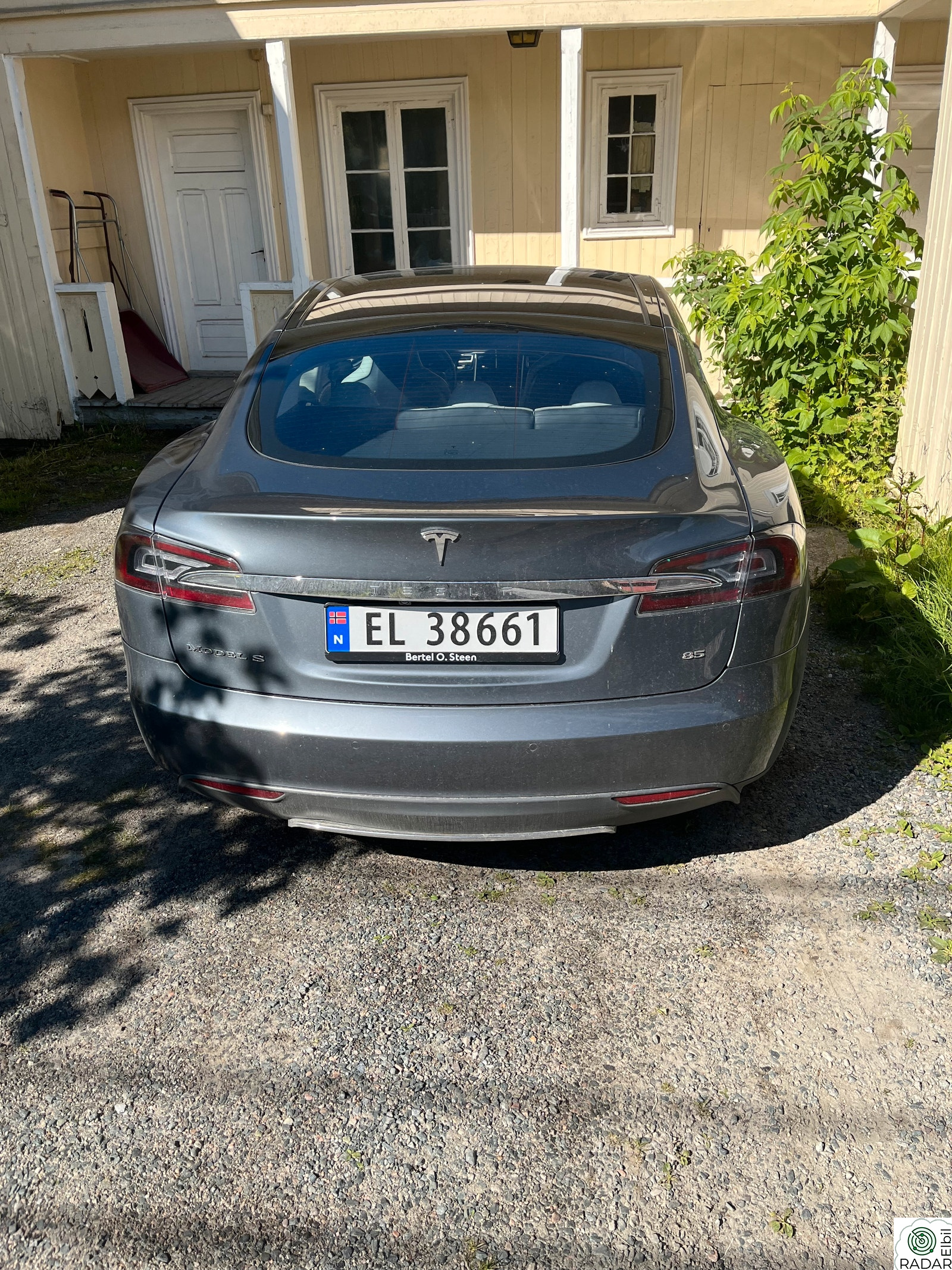 TESLA MOTORS MODEL S 85P Performance