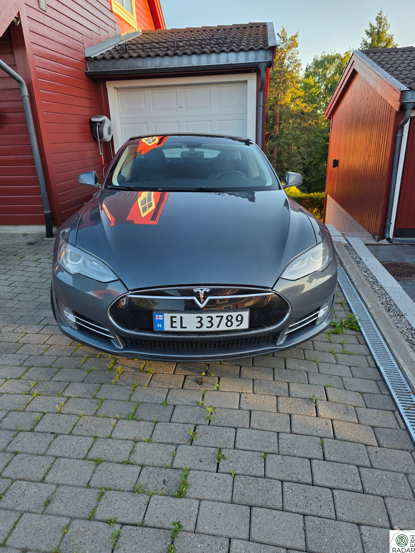 TESLA MOTORS MODEL S 85