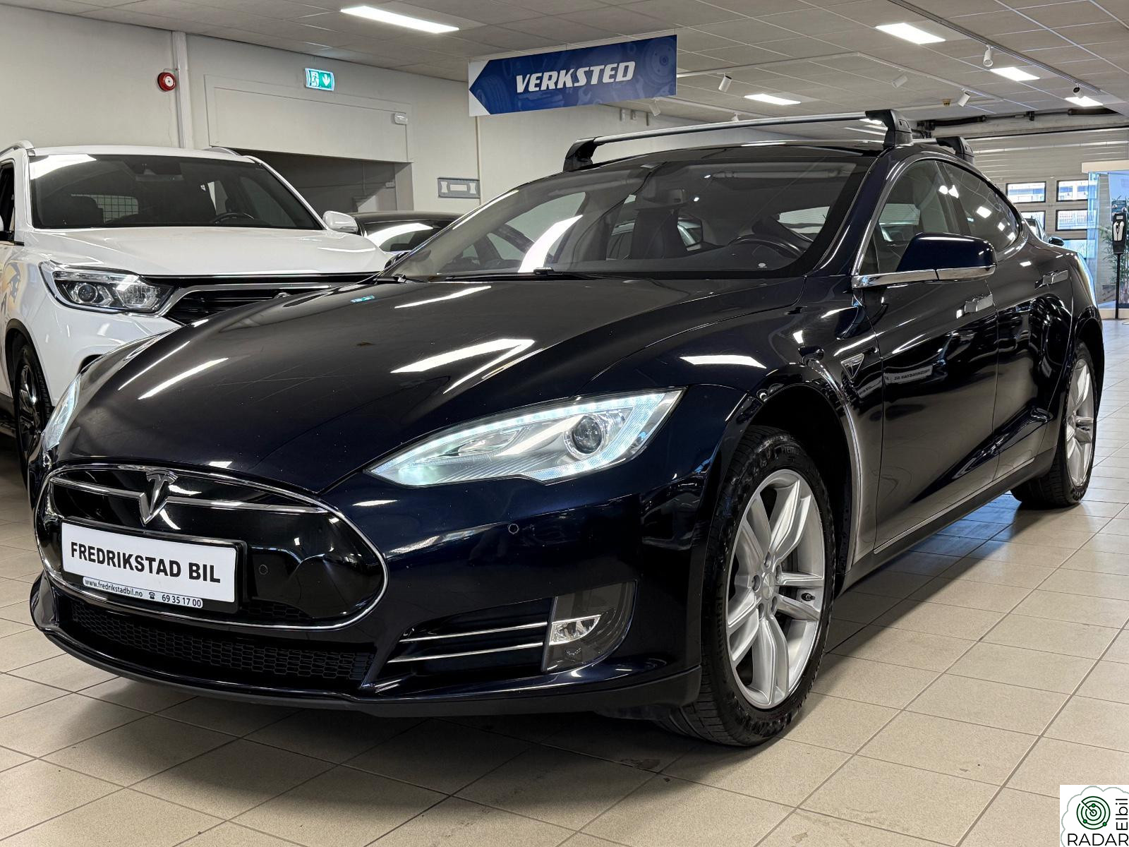 TESLA MOTORS MODEL S 85 PREMIUM-SKINN-GRATIS SUPERLADING-LUFT-R.KAM-PANO
