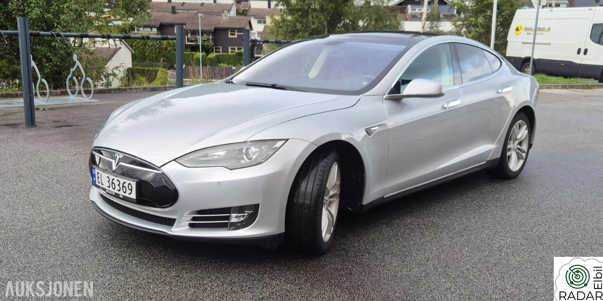TESLA MOTORS MODEL S 85 Gratis superlading, 7 seter, resealed hv batteri, 1