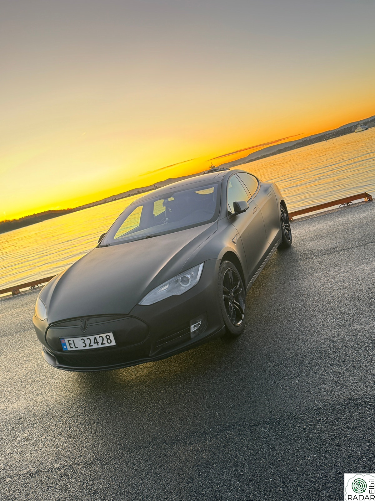 TESLA MOTORS MODEL S 85