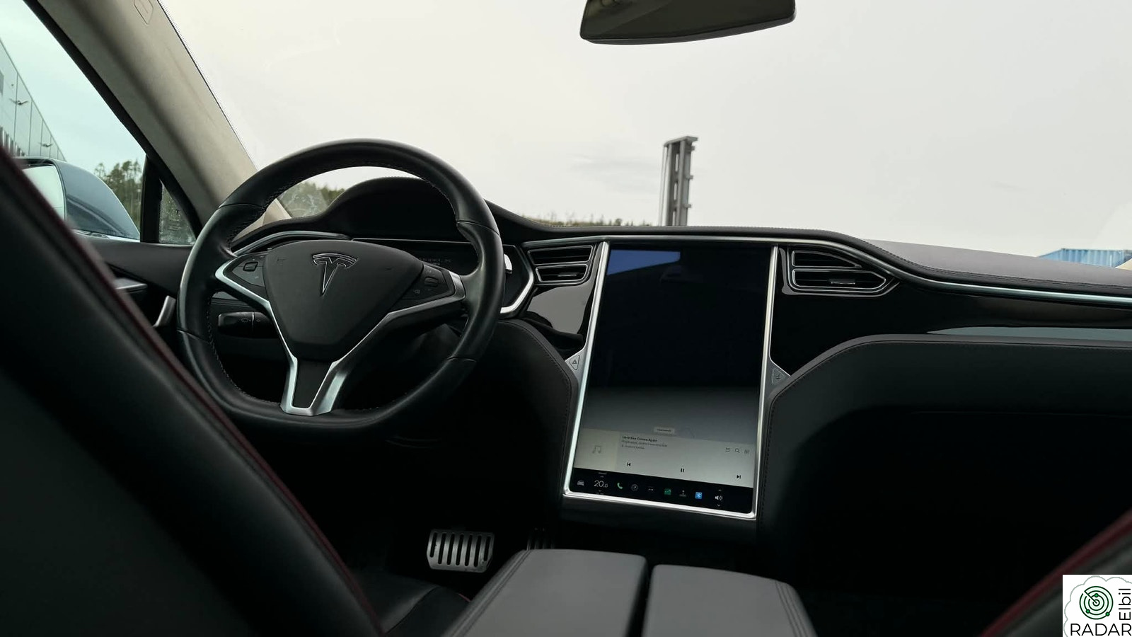 TESLA MOTORS MODEL S 85P Performance