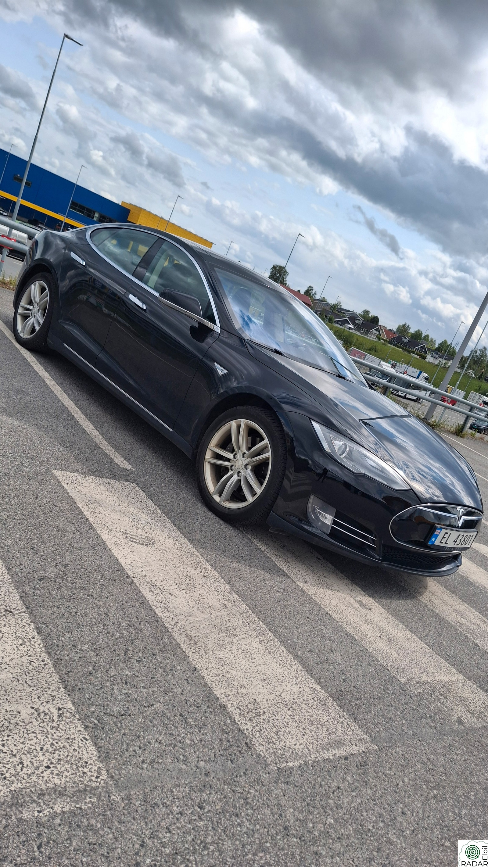 TESLA MOTORS MODEL S 85