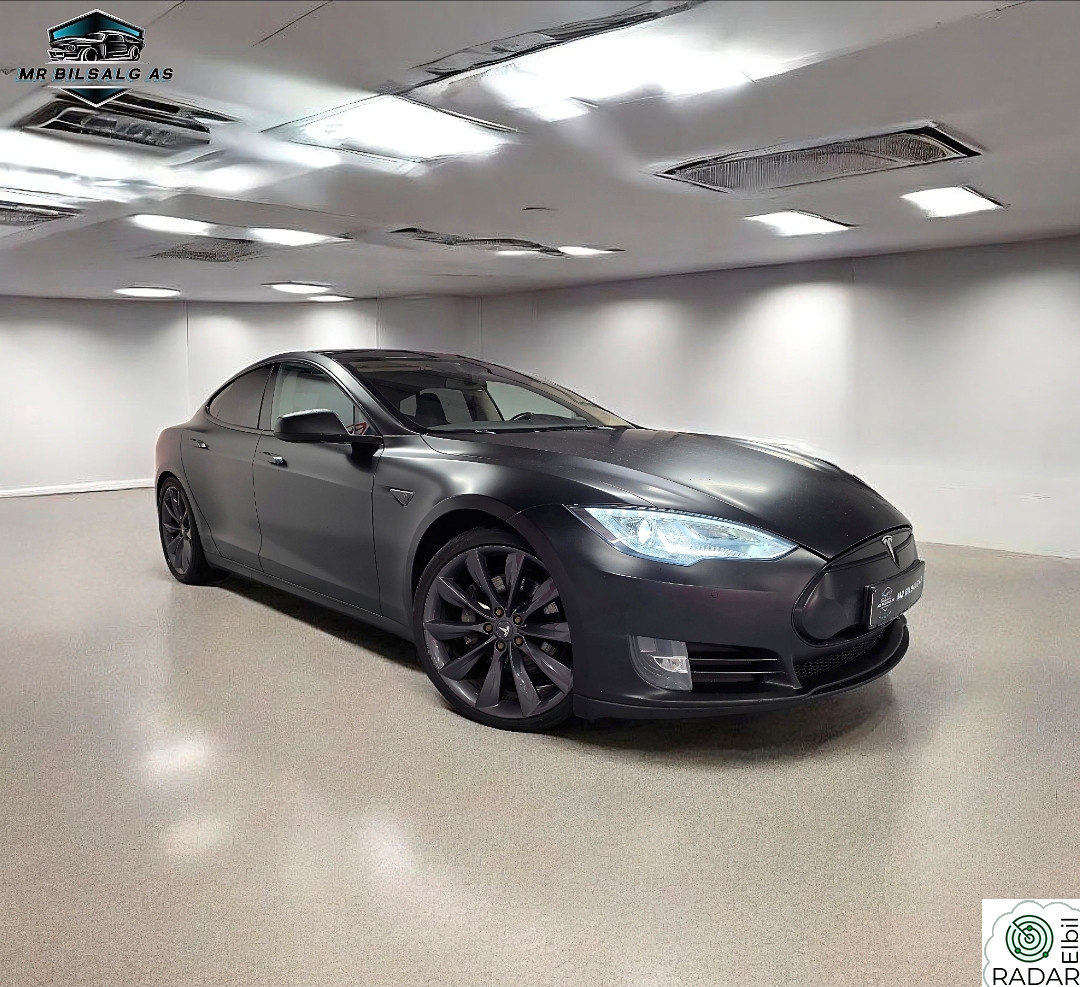 TESLA MOTORS MODEL S 85 Gratis Lading