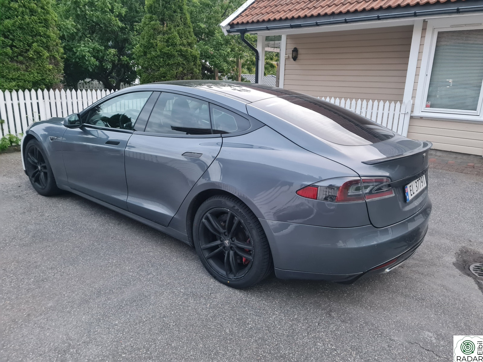 TESLA MOTORS MODEL S 85P Performance, Gratis lading