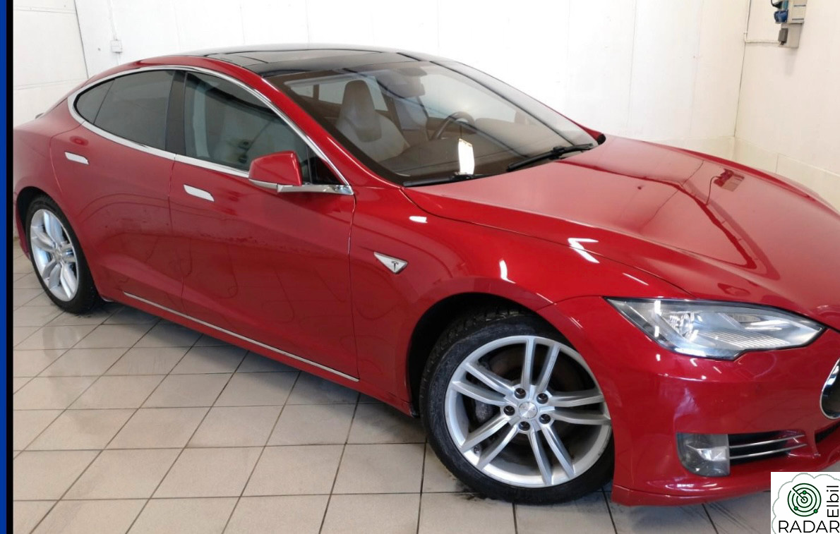 TESLA MOTORS MODEL S 85P+ Performance
