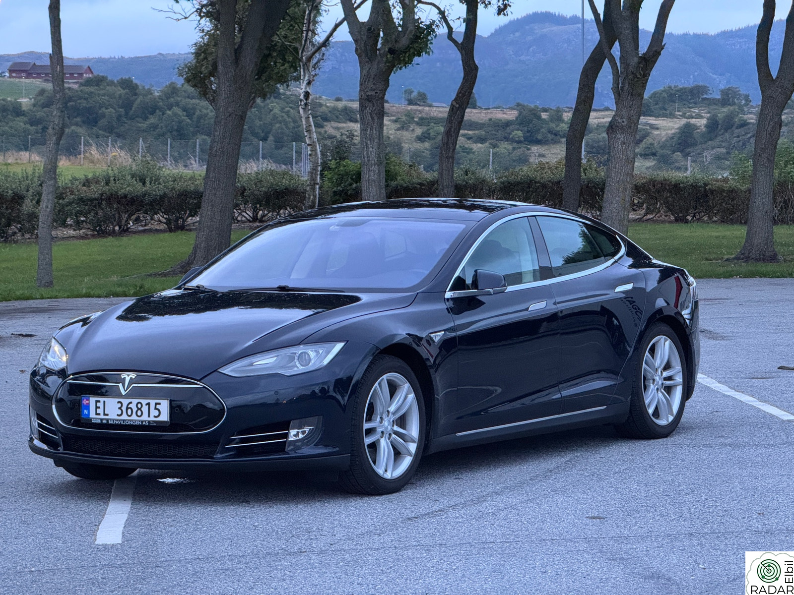 TESLA MOTORS MODEL S 85