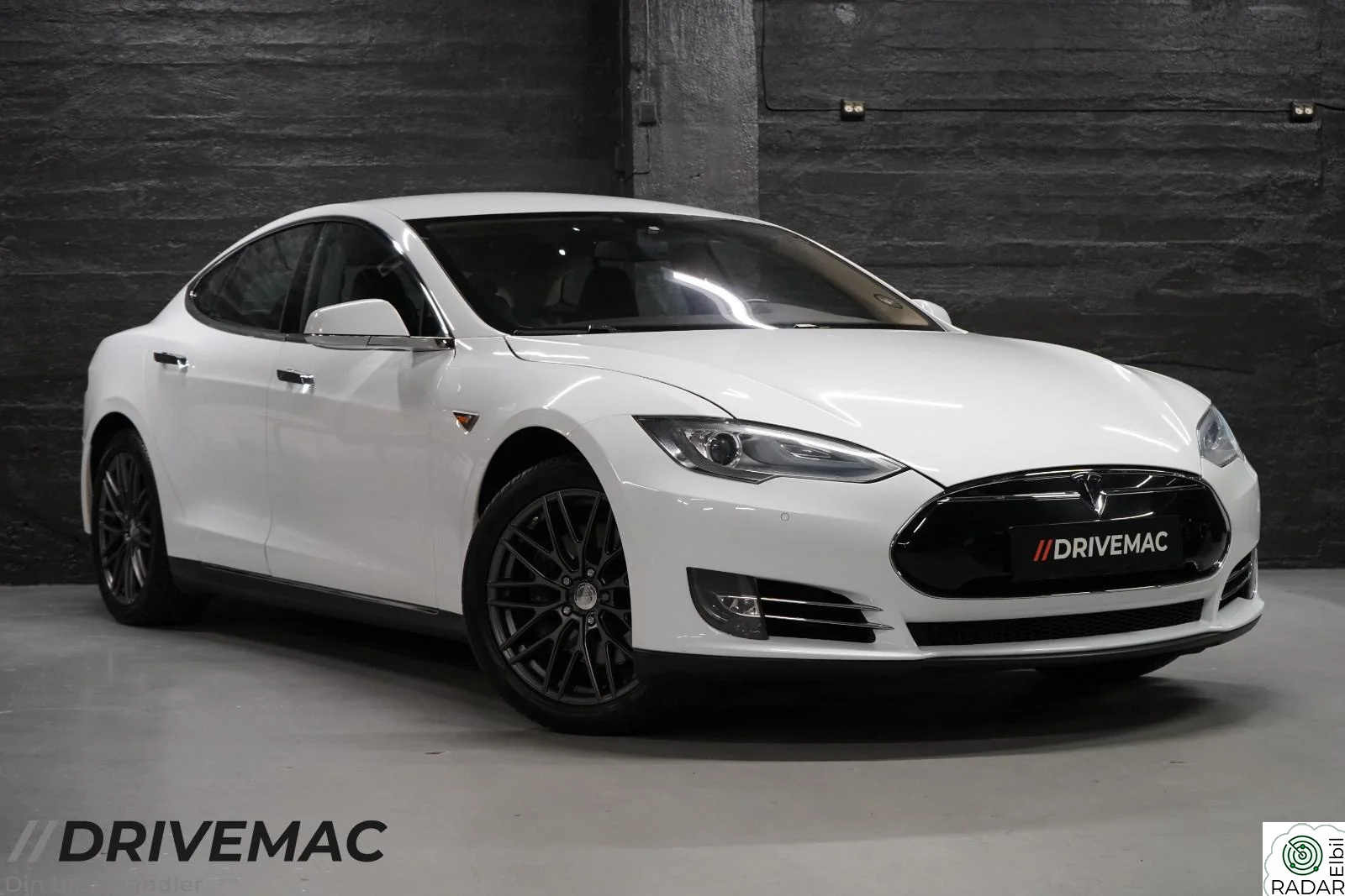 TESLA MOTORS MODEL S Premium Connectivity/CC/Navi/Skinn/Minne ++