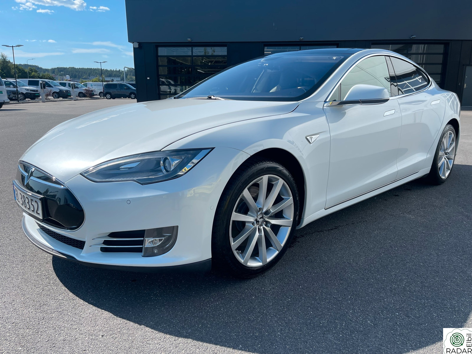 TESLA MOTORS MODEL S 85P Performance GRATIS LADING-Ultra hi-fi lyd