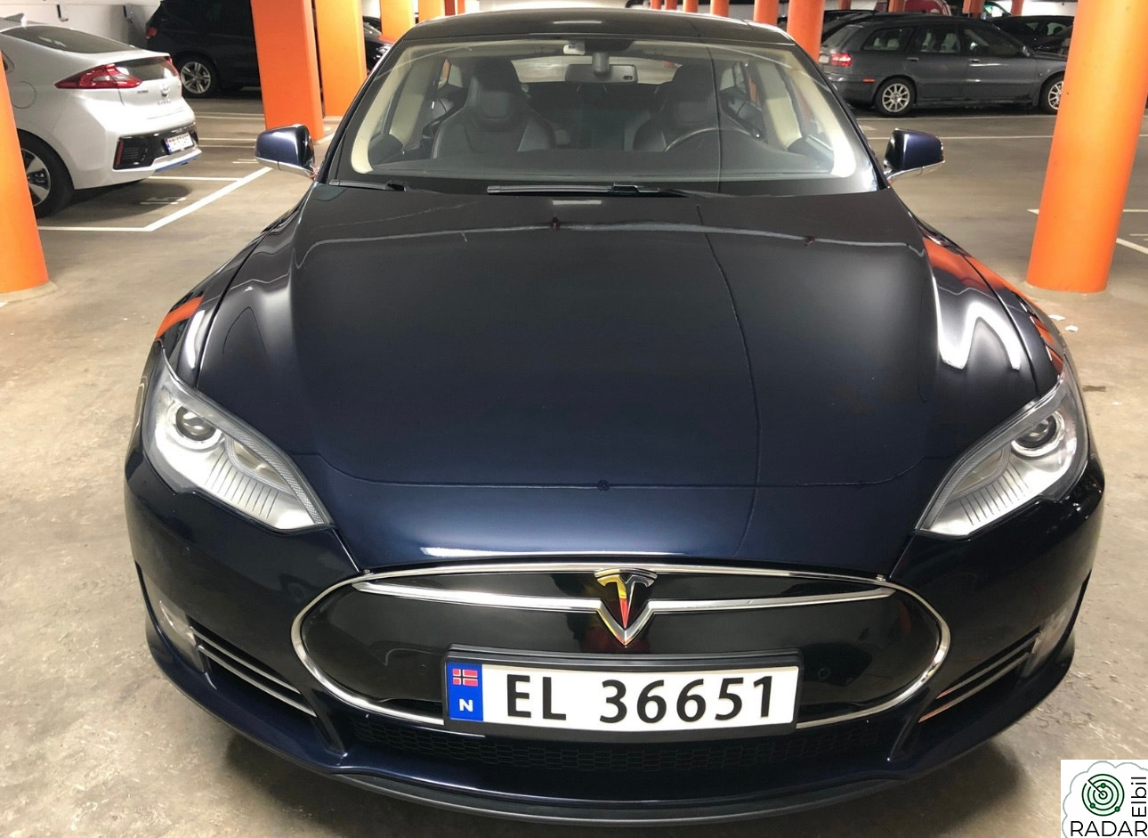 TESLA MOTORS MODEL S 85P Performance