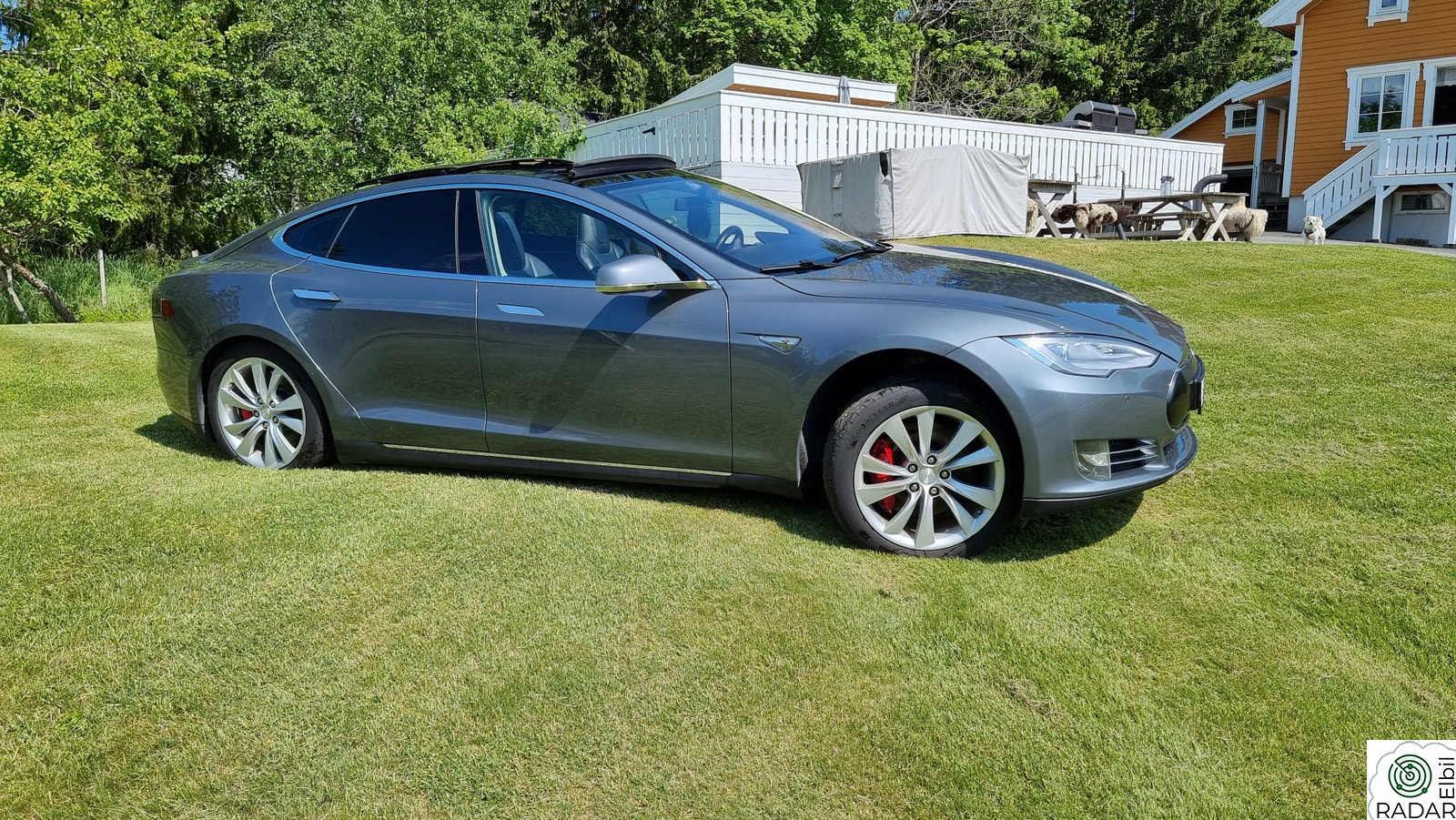 TESLA MOTORS MODEL S 85P Performance