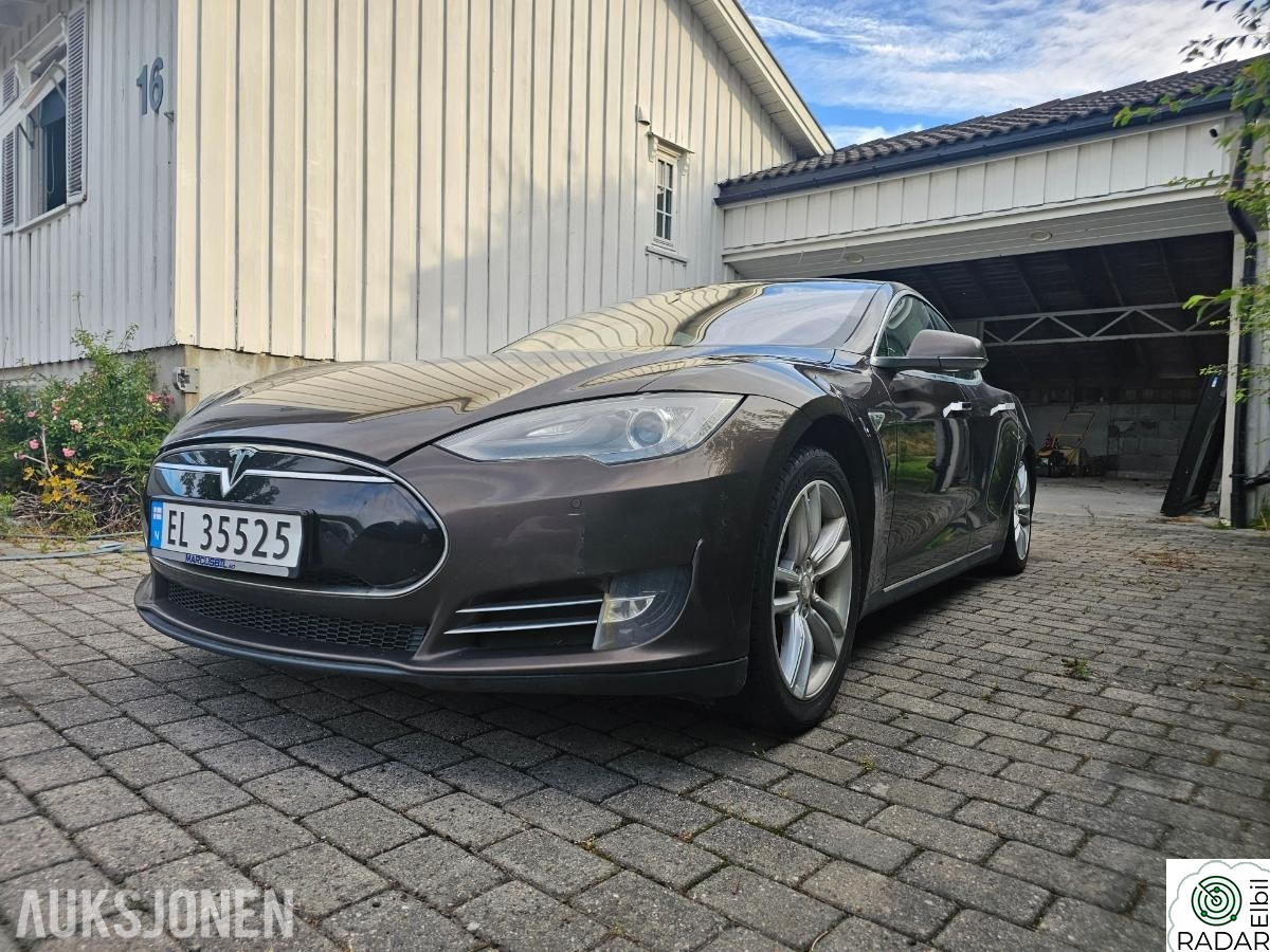 TESLA MOTORS MODEL S 85 rep objekt gratis lading