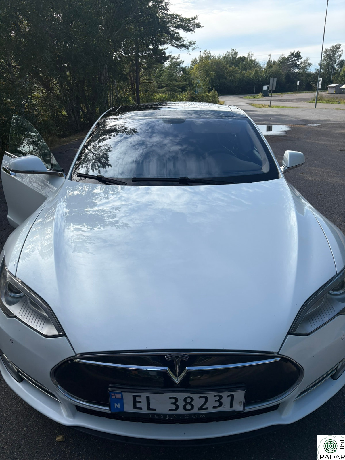 TESLA MOTORS MODEL S P85+