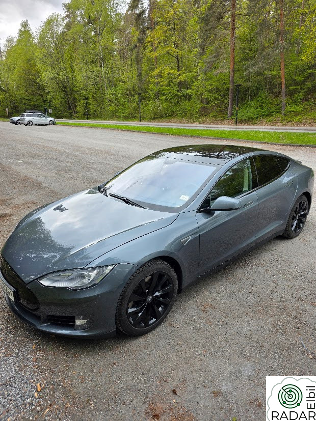 TESLA MOTORS MODEL S 85