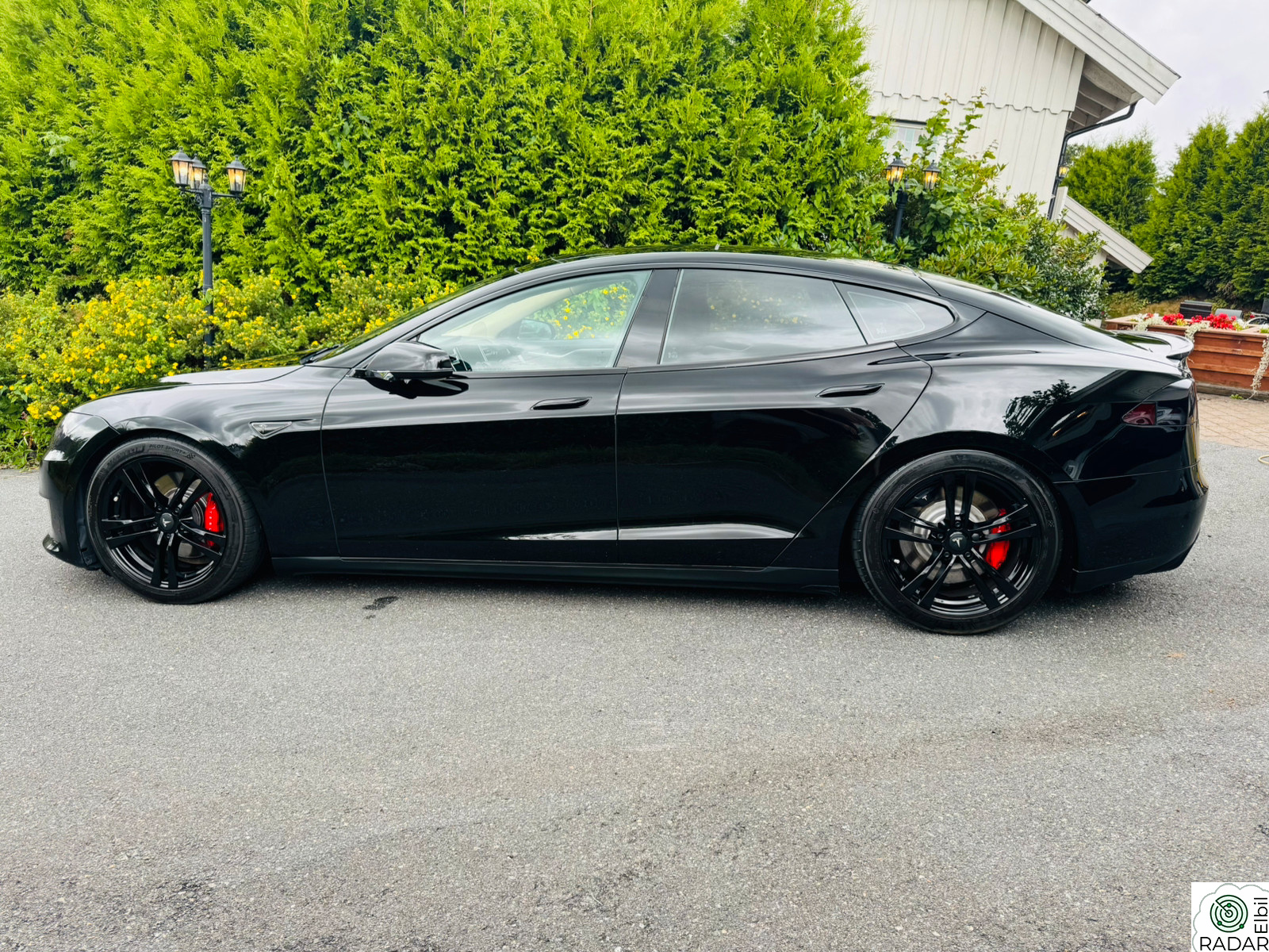 TESLA MOTORS MODEL S 85P Performance +