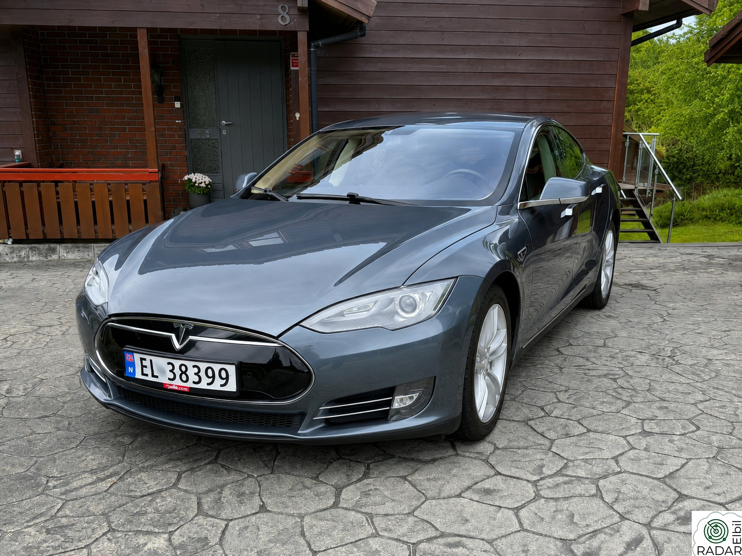 TESLA MOTORS MODEL S 85