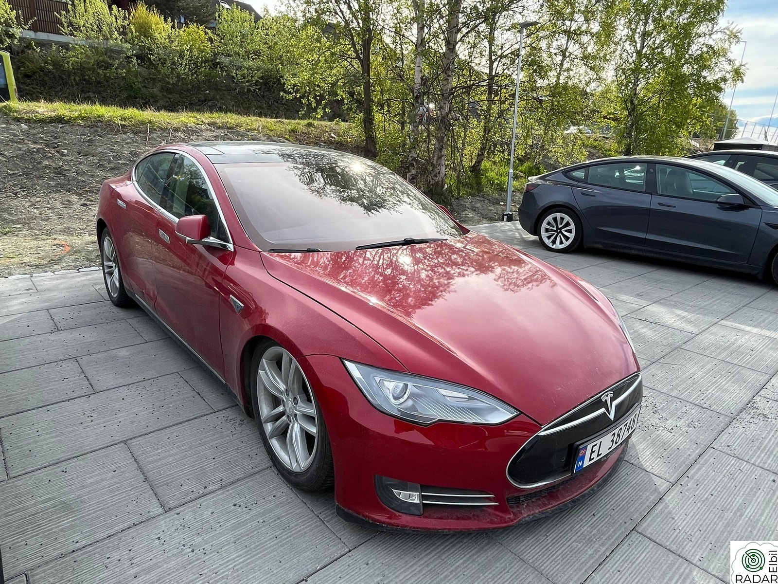 TESLA MOTORS MODEL S 85