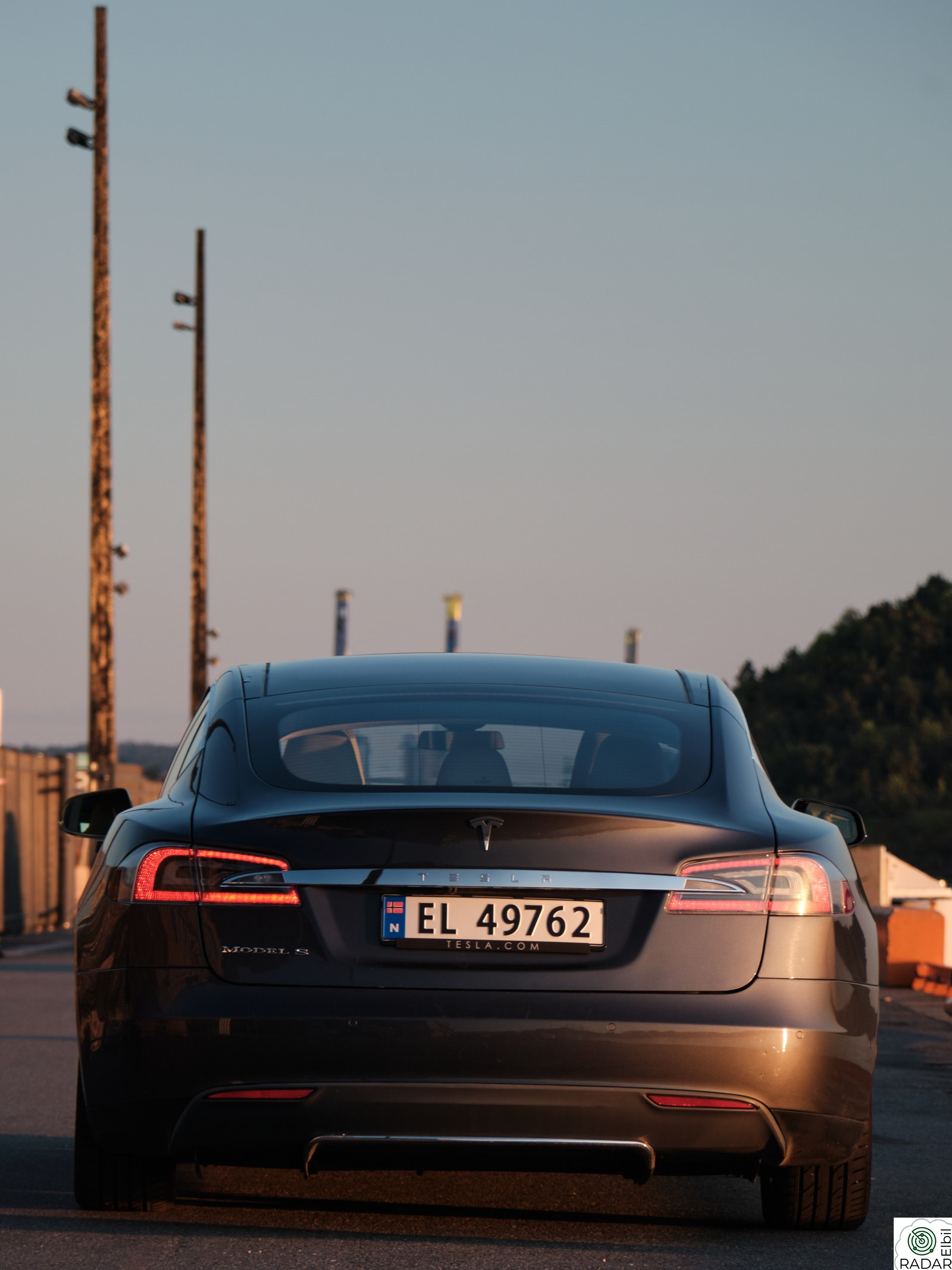 TESLA MOTORS MODEL S 85