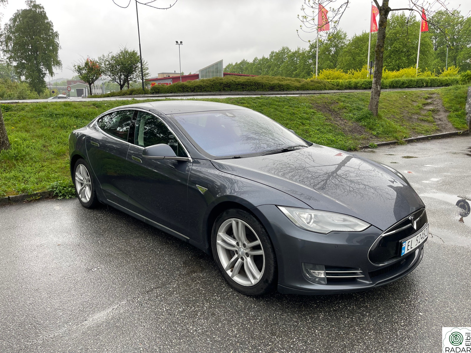 TESLA MOTORS MODEL S 85