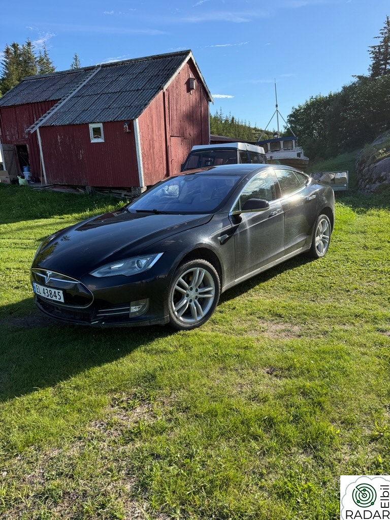 TESLA MOTORS MODEL S 85