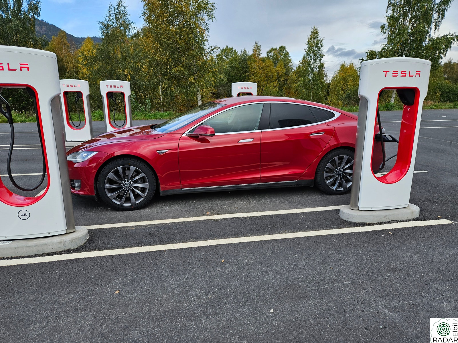 TESLA MOTORS MODEL S 85