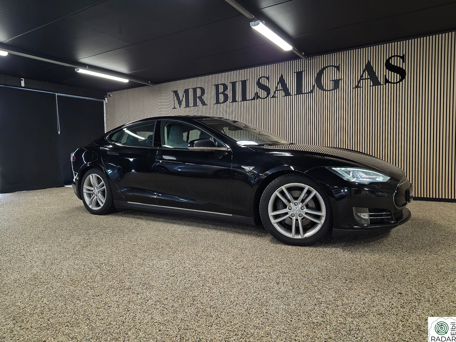 TESLA MOTORS MODEL S 85/ Gratis Lading/ Autopilot/ CCS/