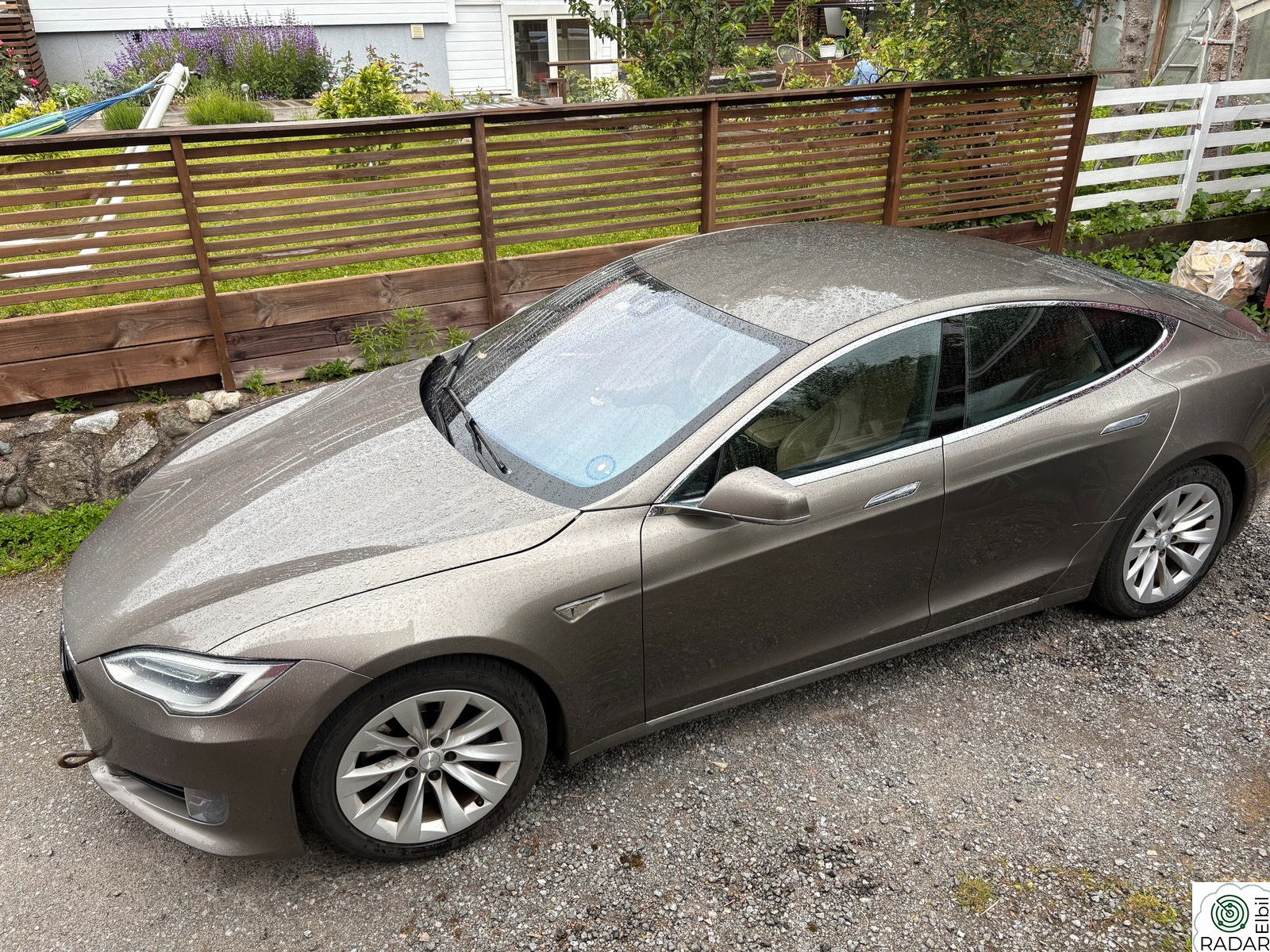 TESLA MOTORS Model S