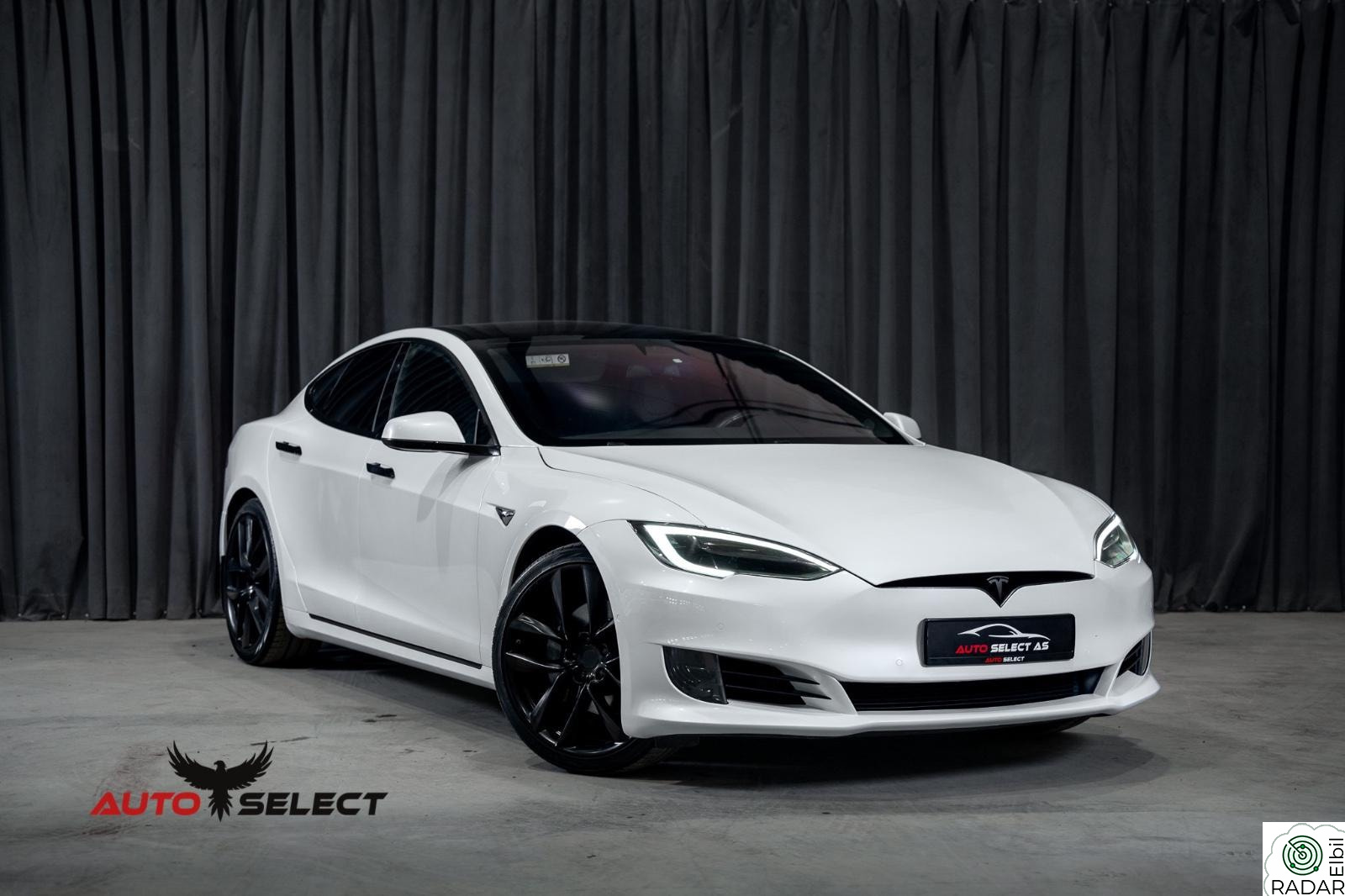 TESLA Model S 75RWD 490KM/ACC/Pano/R.kam/AutoPilot/Premium ++