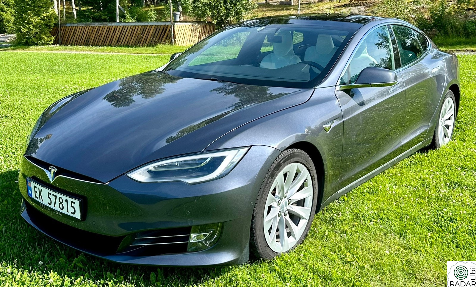 TESLA Model S 75R RWD - Hvitt interiør