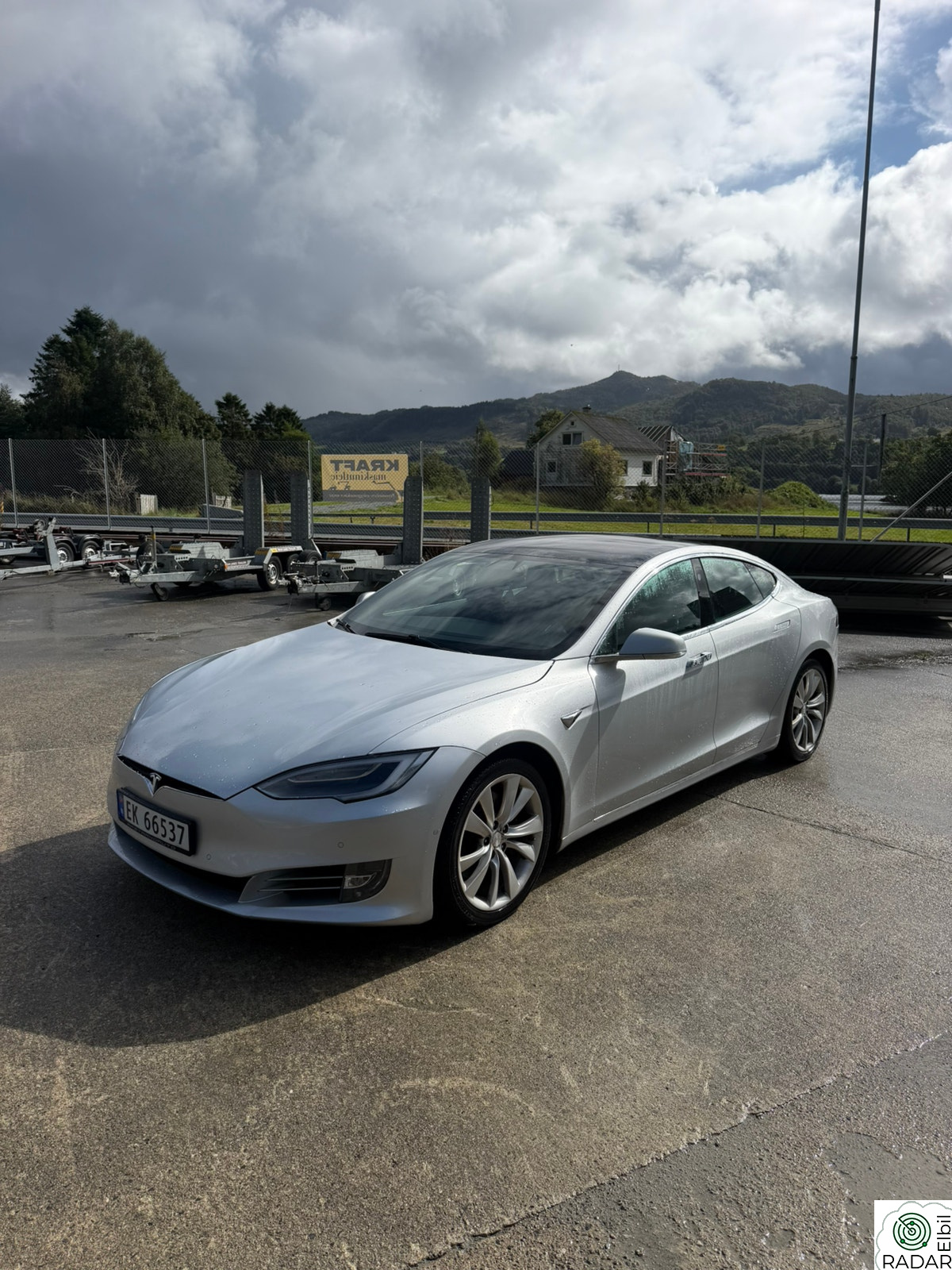 TESLA Model S Tesla Model S 75 | 2017 | 167 300km| CCS | EU-godkjent