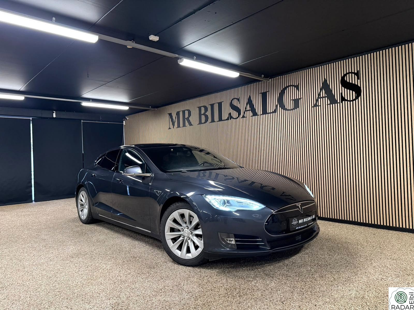 TESLA MOTORS Model S 85D/ Gratis Lading/ Autopilot/ Vinterpakke/ CCS