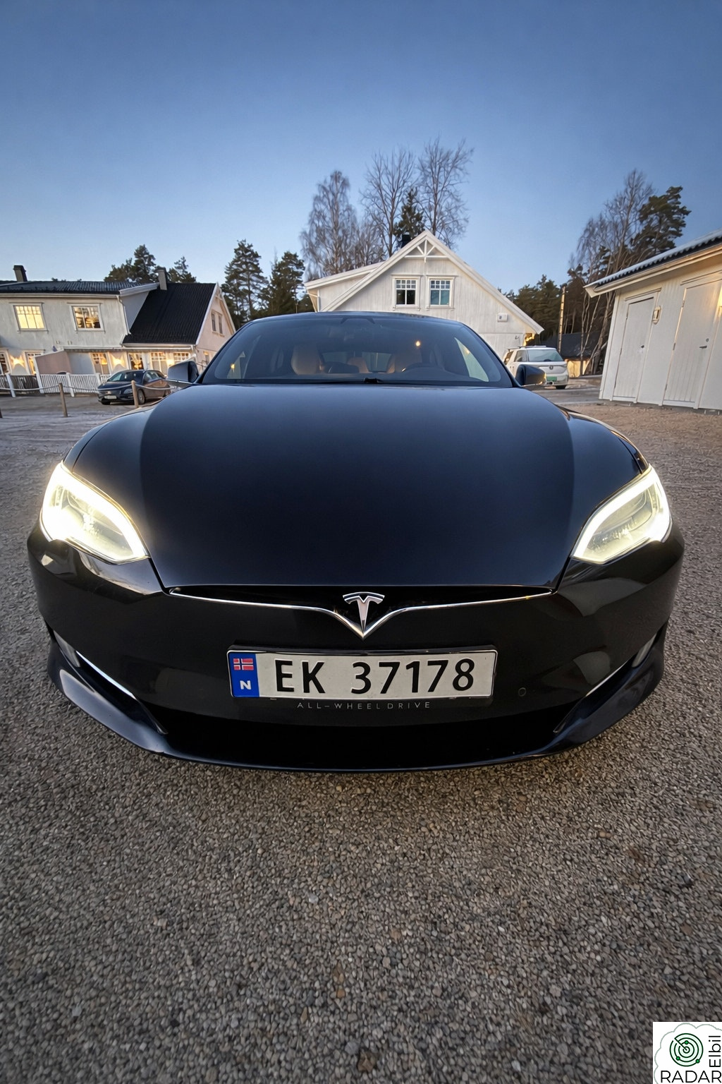 TESLA MOTORS Model S