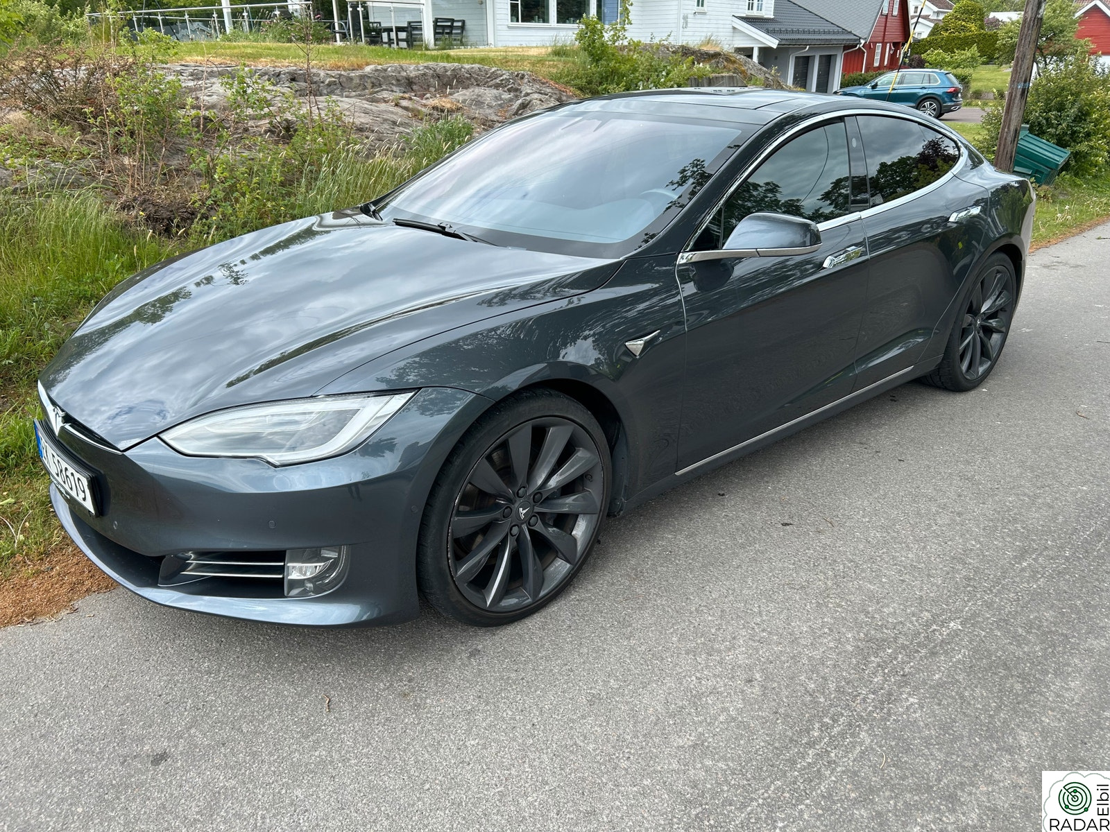 TESLA Model S 75D 4WD / 524 HK / staggerd 21" / Enhanced autopilot