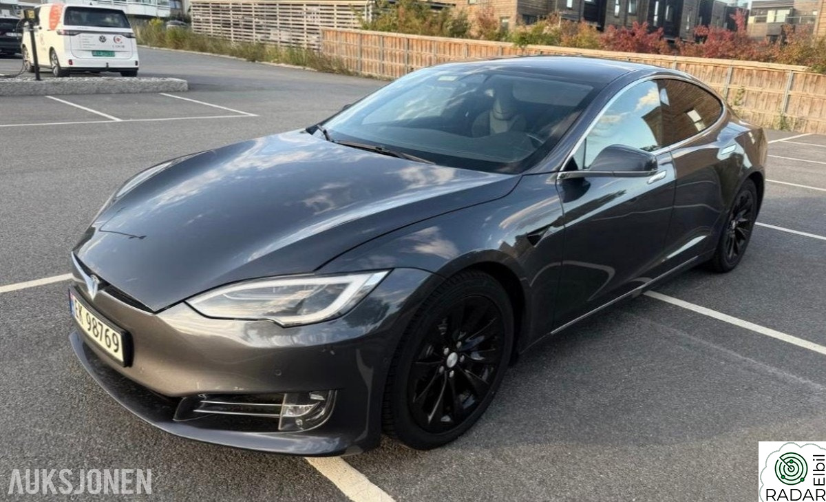 TESLA Model S 75D AWD EU-OK 04.28 LAV KM