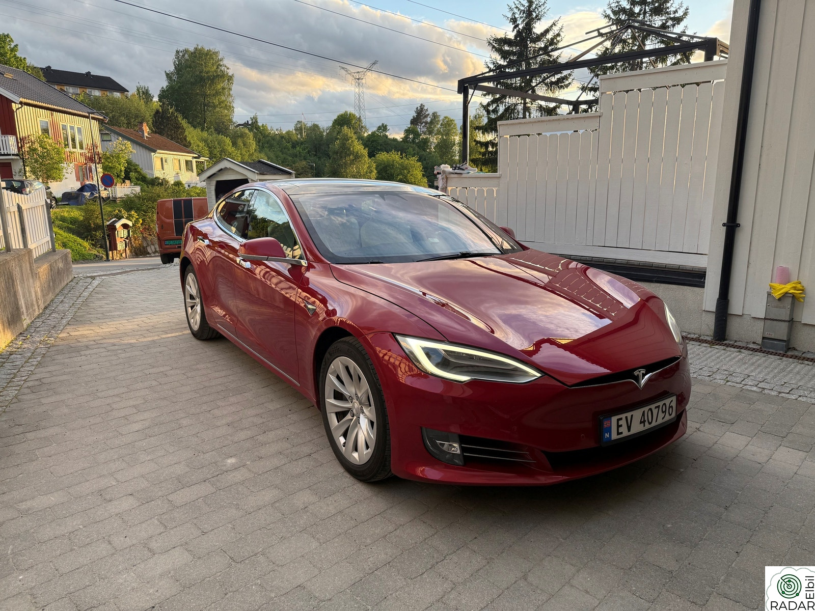 TESLA Model S 75D 4WD