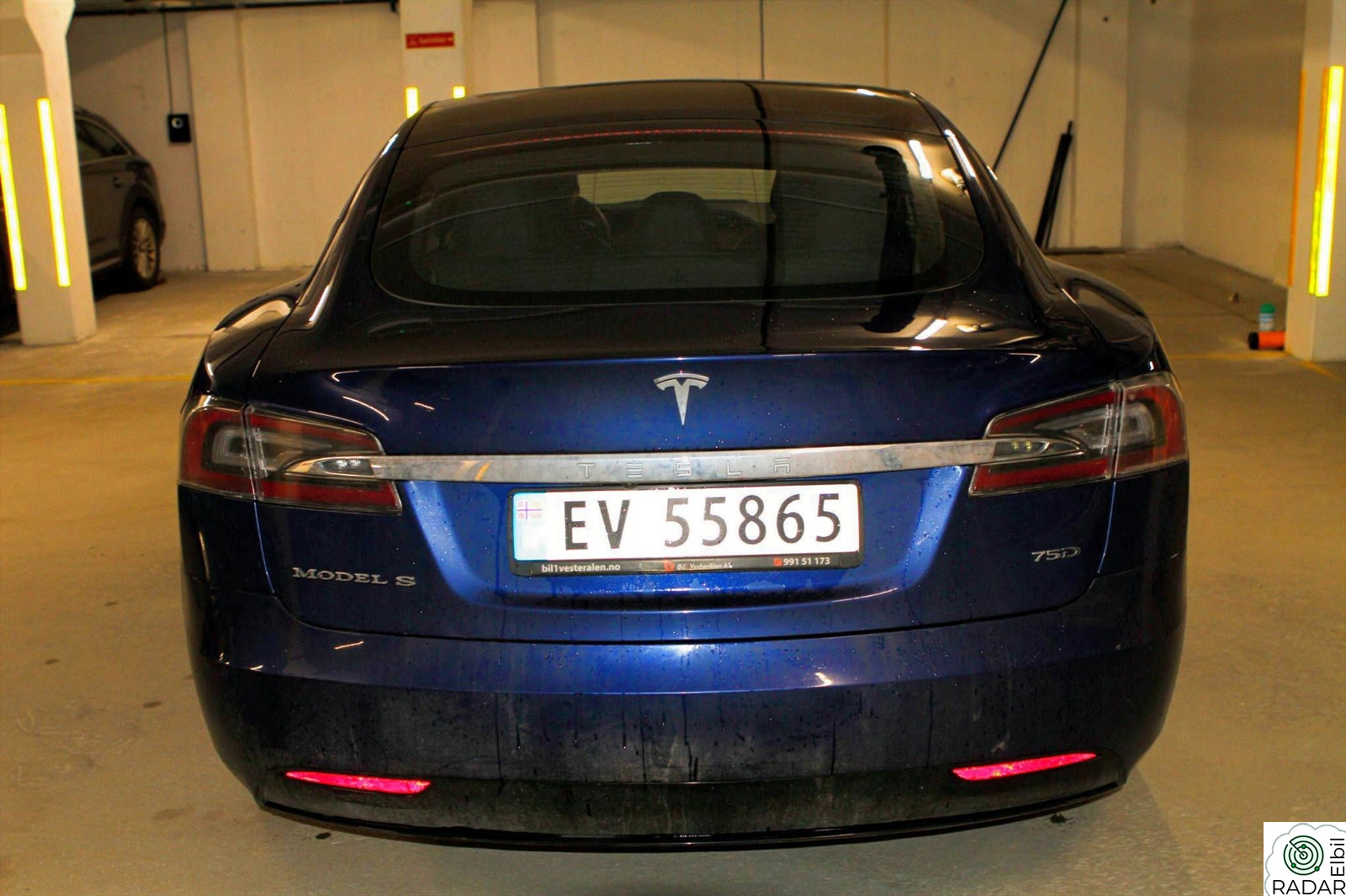 TESLA Model S 75D 4WD
