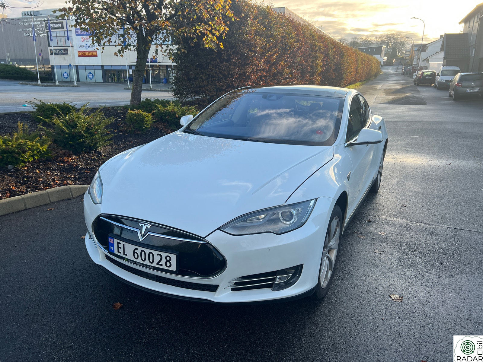 TESLA MOTORS Model S 85D. Gratis lading, Overhalt hovedbatteri,