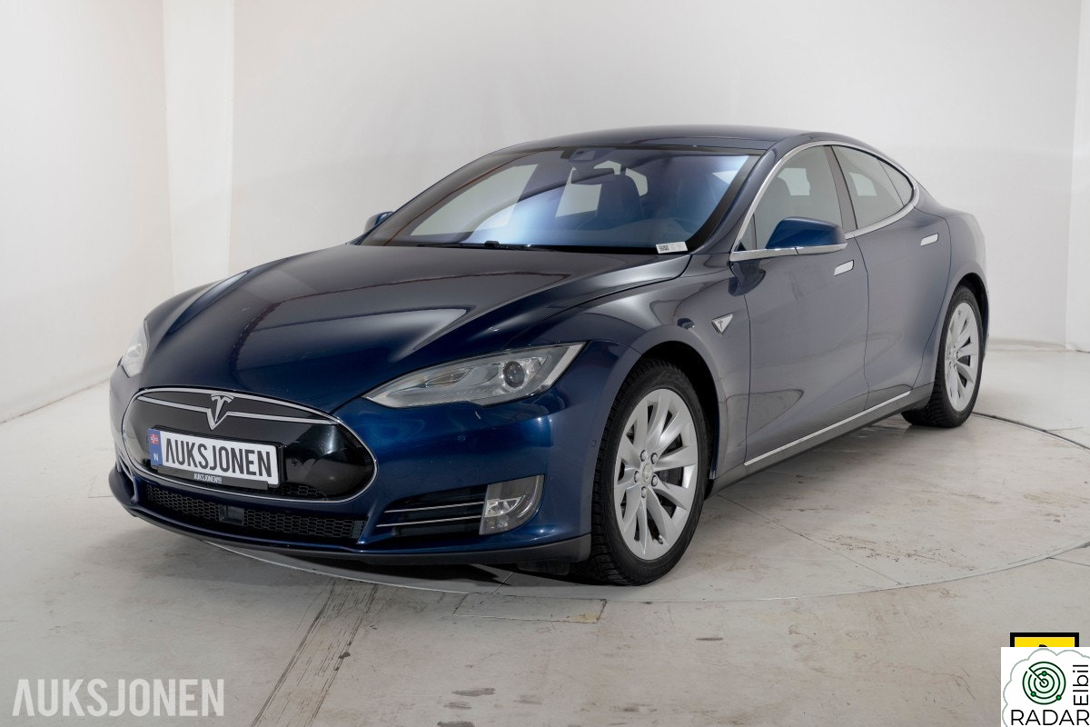 TESLA MOTORS Model S 85D AWD AUTOPILOT CCS LED KAMERA PANO