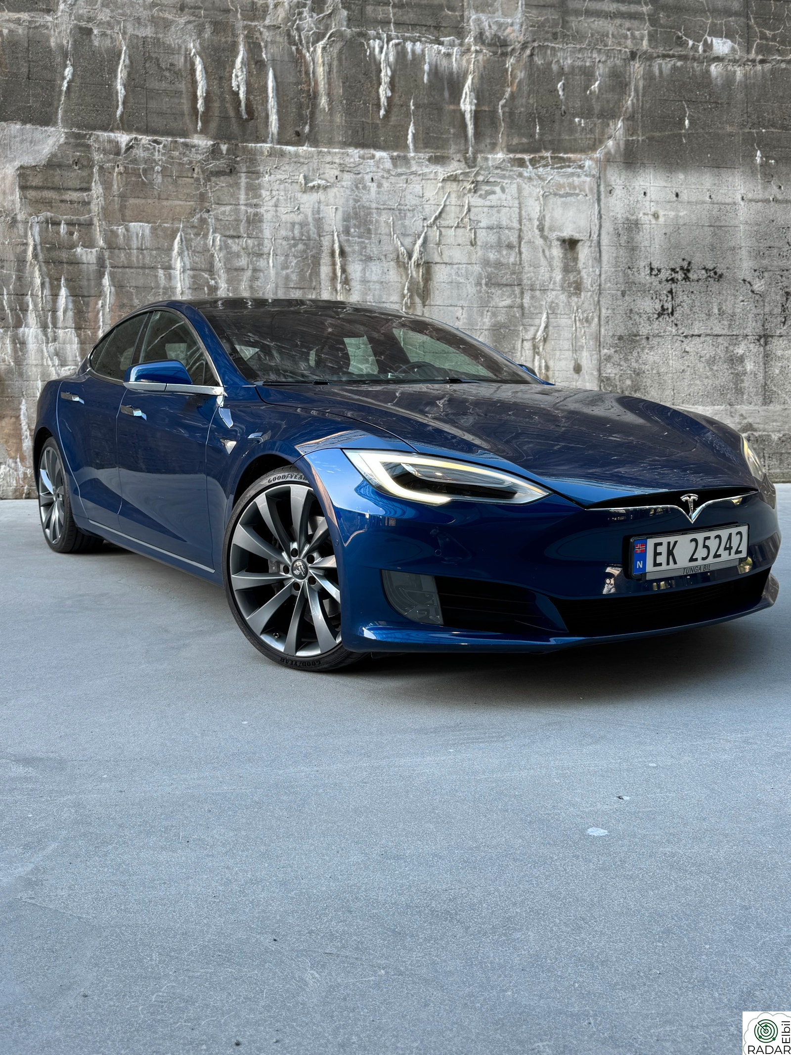 TESLA MOTORS Model S 75D 4WD