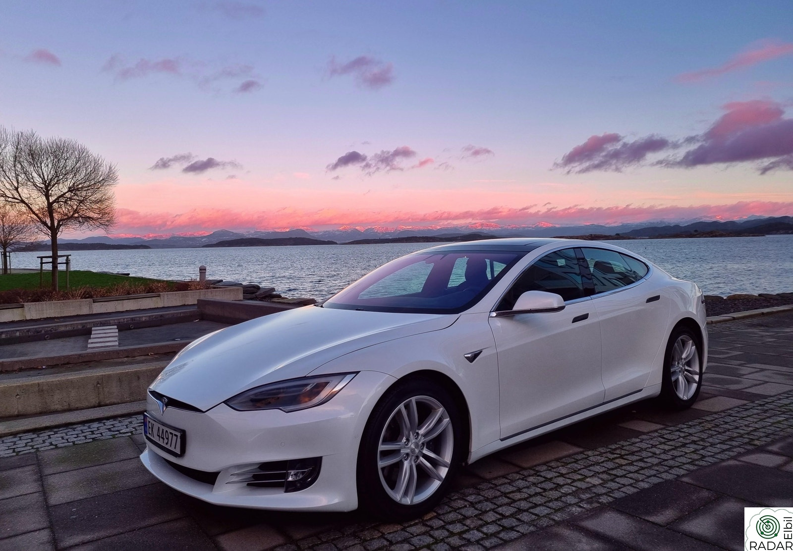 TESLA MOTORS Model S S90/ Soltak/Luft/ CCS/ HW3/FULL-FSD